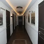 Admiral Ii Bed & Breakfast 3*