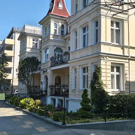 Admiral Ii Frühstückspension