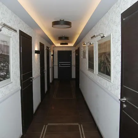 Admiral Ii Bed & Breakfast *