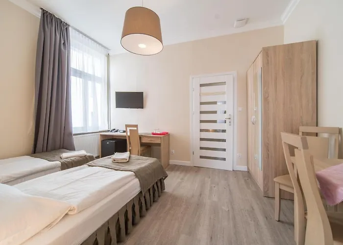 B&B Admiral Ii 슈비노우이스쳬