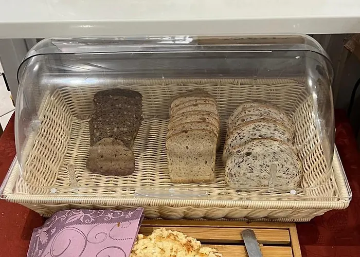 Admiral Ii Bed & Breakfast