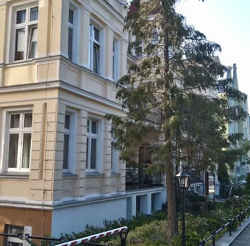 B&B Admiral Ii 슈비노우이스쳬