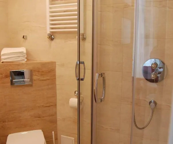 Admiral Ii 2* 슈비노우이스쳬